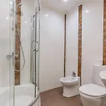 семеен опера 酒店 布尔加斯