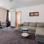 семеен опера Hotell 3*