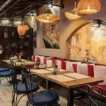 семеен опера