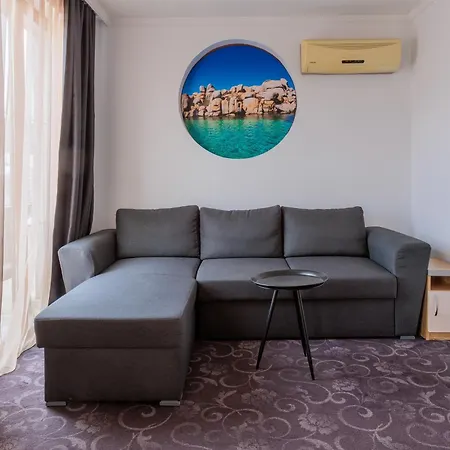 Hotel семеен опера 3*