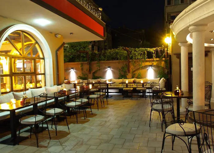 семеен опера Отель Бургас