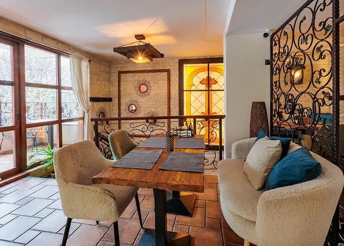 семеен опера 3*