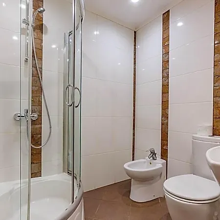 семеен опера 酒店 3*
