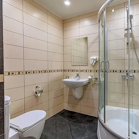 семеен опера 酒店 3*