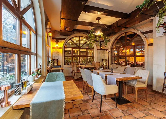 Hotel семеен опера Burgas